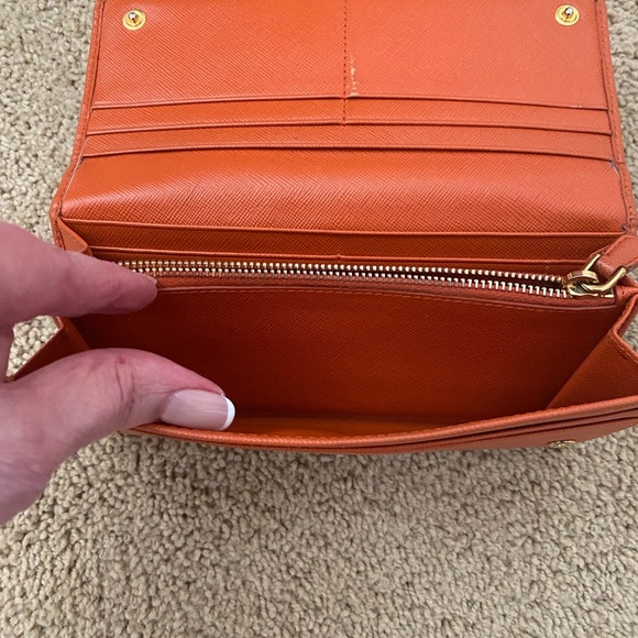 Prada Large Saffiano Leather Wallet - Picture 8 of 10